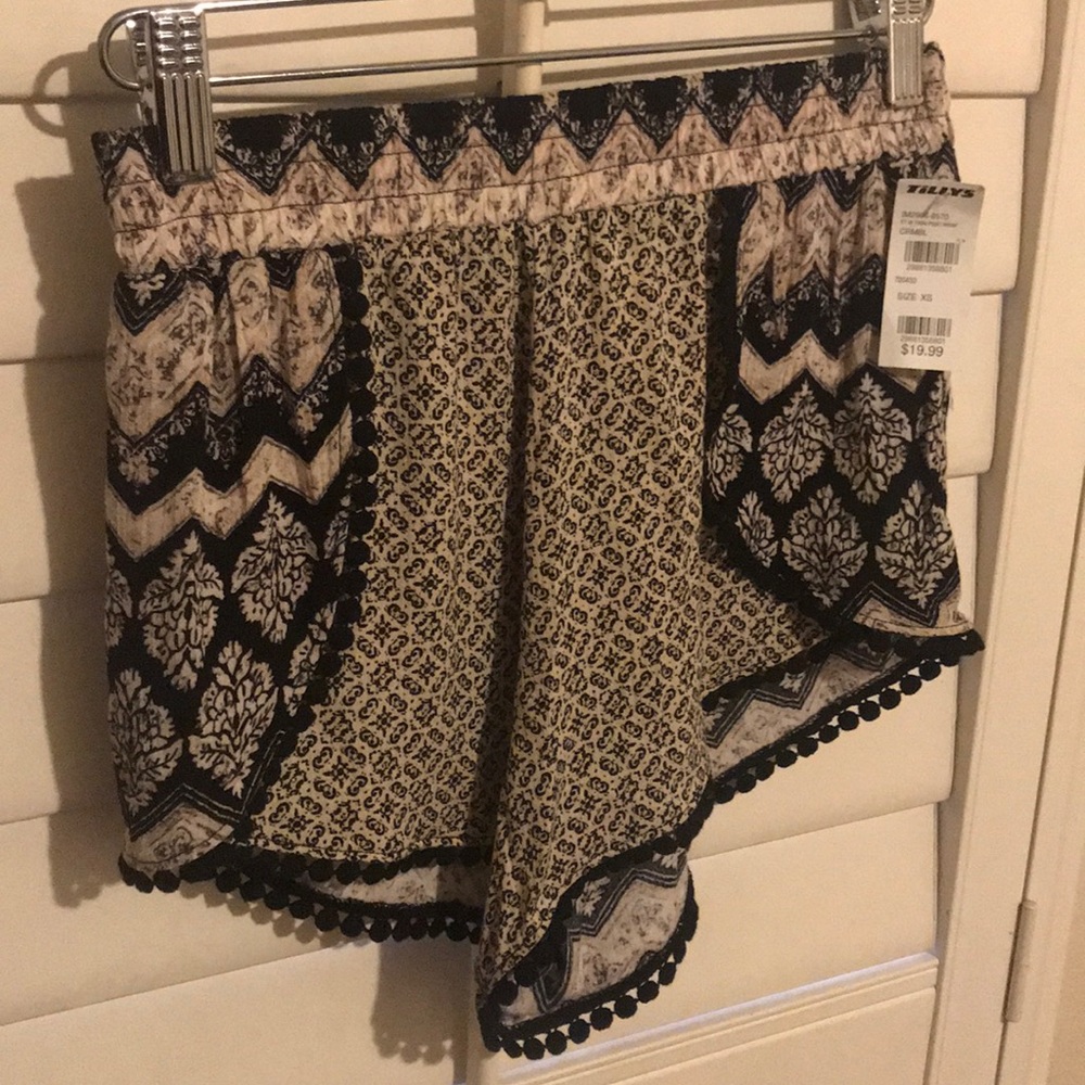 Full Tilt shorts size XS NWT